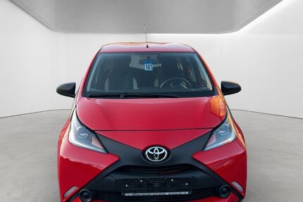 Toyota Aygo (X) 13.000 km 7.999 &euro; Goslar/Oker 38644