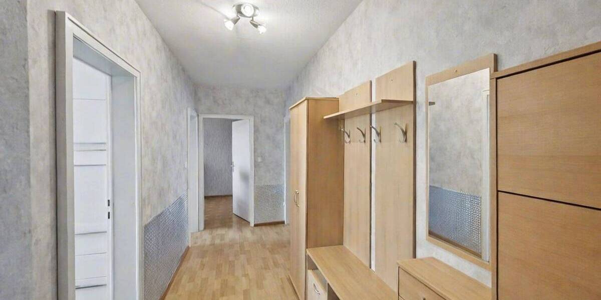 Etagenwohnung Salzgitter Lebenstedt - 4 Zimmer, 90 m&sup2;, 70.000&euro; | Angebot:26543219