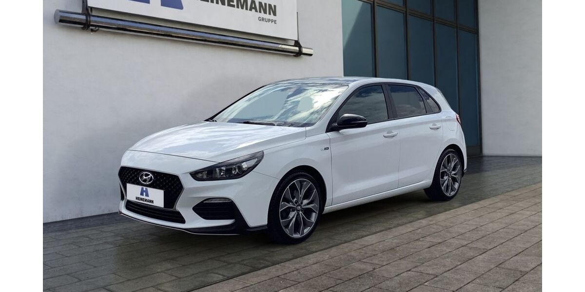 Hyundai i30 126.774 km 13.750 &euro; Salzgitter 38229