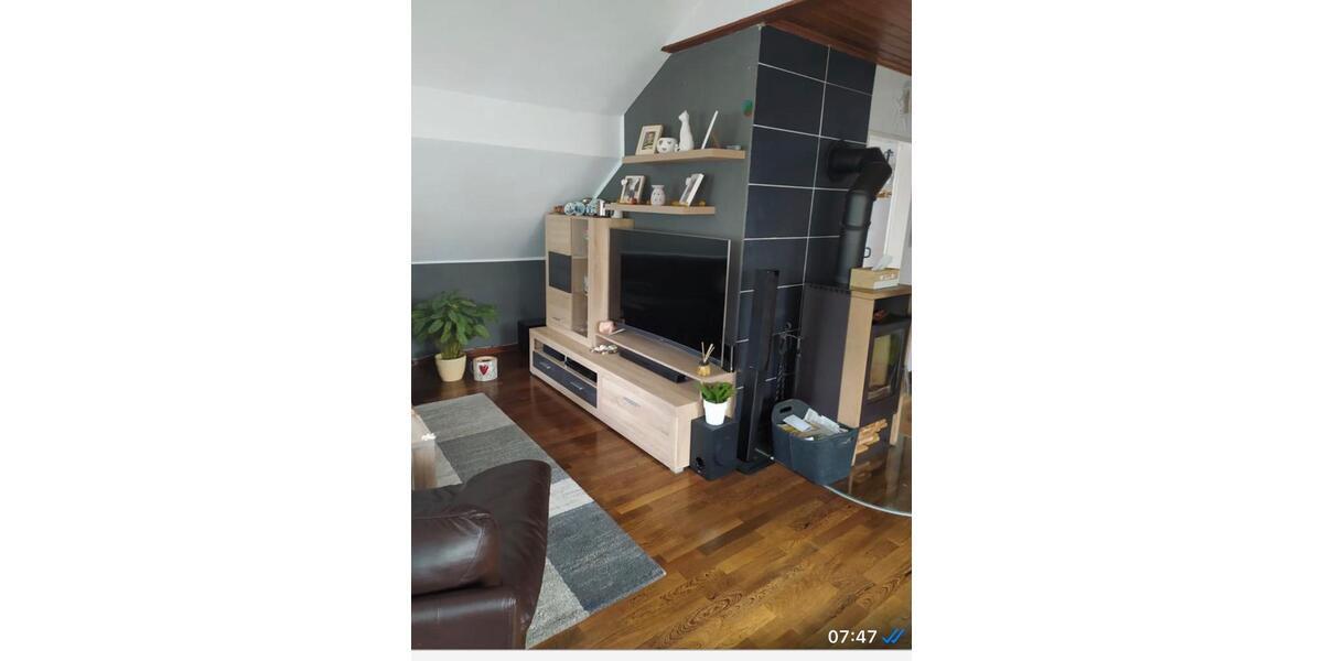 Sehr schöne 3 Zimmer Wohnung mit kamin 3 zimmer