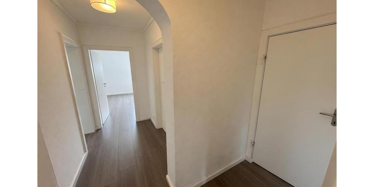 Erdgeschoßwohnung Hildesheim Himmelsthür - 4 Zimmer, 85 m&sup2;, 920&euro; | Angebot:26561485