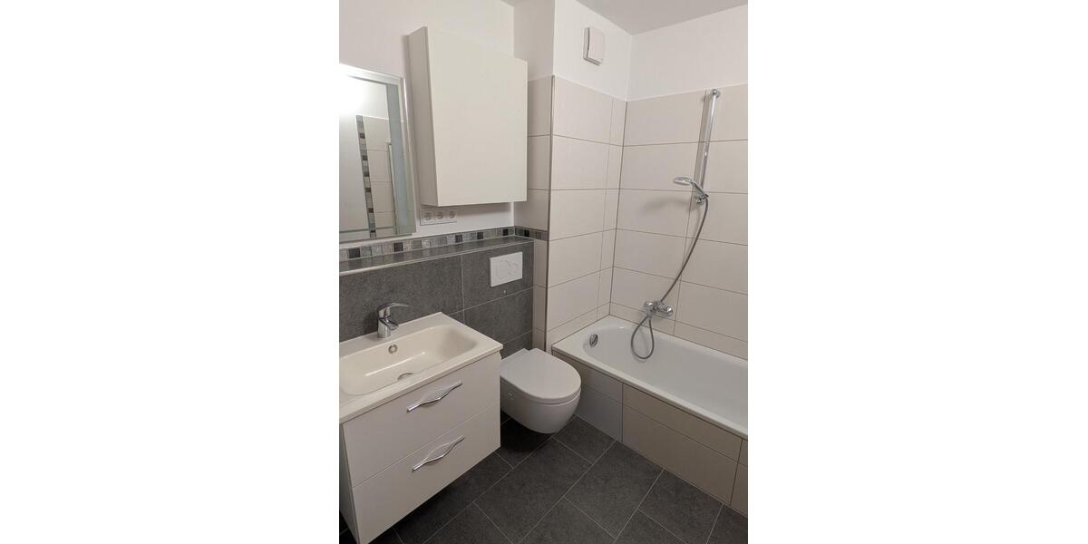 Etagenwohnung Braunschweig Timmerlah-Geitelde-Stiddien - 3 Zimmer, 79 m&sup2;, 190.000&euro; | Angebot:27224391