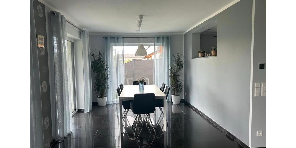 Einfamilienhaus Hohenhameln - 7 Zimmer, 211 m&sup2;, 733.000&euro; | Angebot:26769986