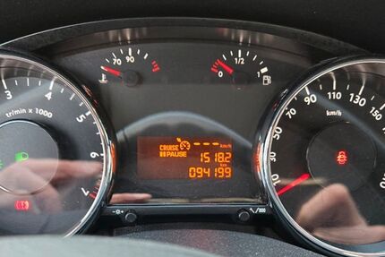 Peugeot 3008 95.000 km 7.500 &euro; Braunschweig 38112