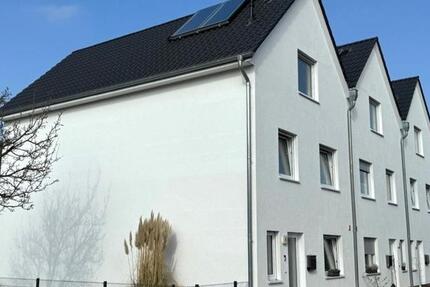 Haus Peine - 6 Zimmer, 154 m&sup2;, 1.260&euro; | Angebot:25374355