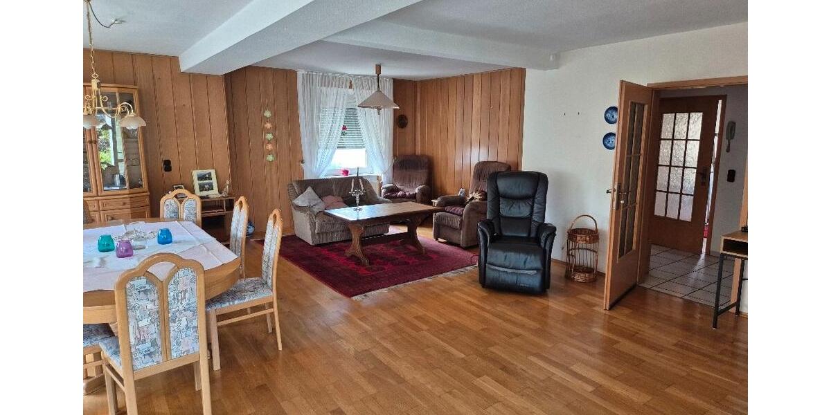 Einfamilienhaus Harsum - 8 Zimmer, 165 m&sup2;, 315.000&euro; | Angebot:27269920