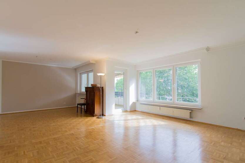 Wohnung zum Kaufen in Hildesheim 199.000 € 118.87 m²