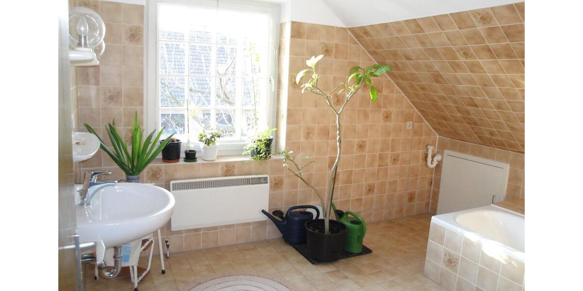 Dachgeschoßwohnung Braunschweig Südstadt- Rautheim- Mascherode - 3 Zimmer, 74 m&sup2;, 600&euro; | Angebot:26399675