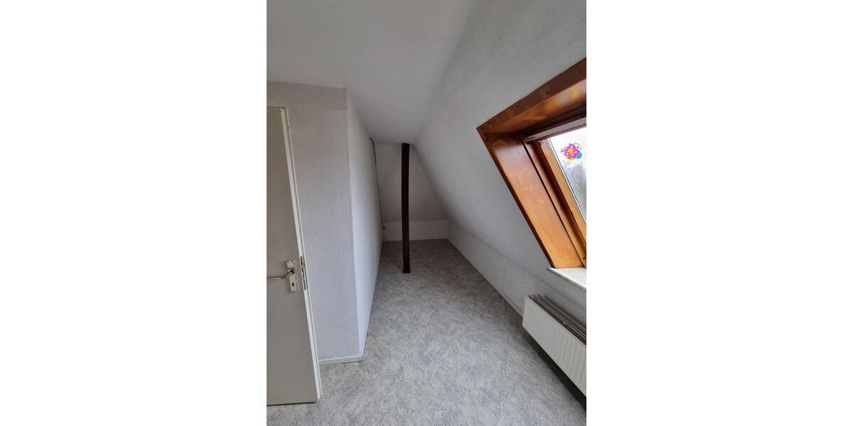 Dachgeschoßwohnung Braunschweig Lehndorf-Watenbüttel - 3 Zimmer, 45 m&sup2;, 400&euro; | Angebot:25169140