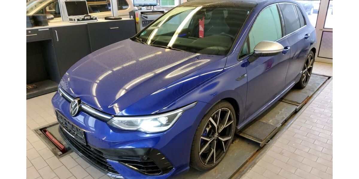 VW Golf 23.060 km 38.990 &euro; Braunschweig 38122