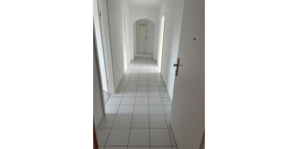 Etagenwohnung Goslar Jürgenohl - 4 Zimmer, 96 m&sup2;, 1.100&euro; | Angebot:27604076