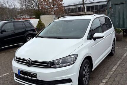 VW Touran 49.999 km 24.990 &euro; Diekholzen 31199