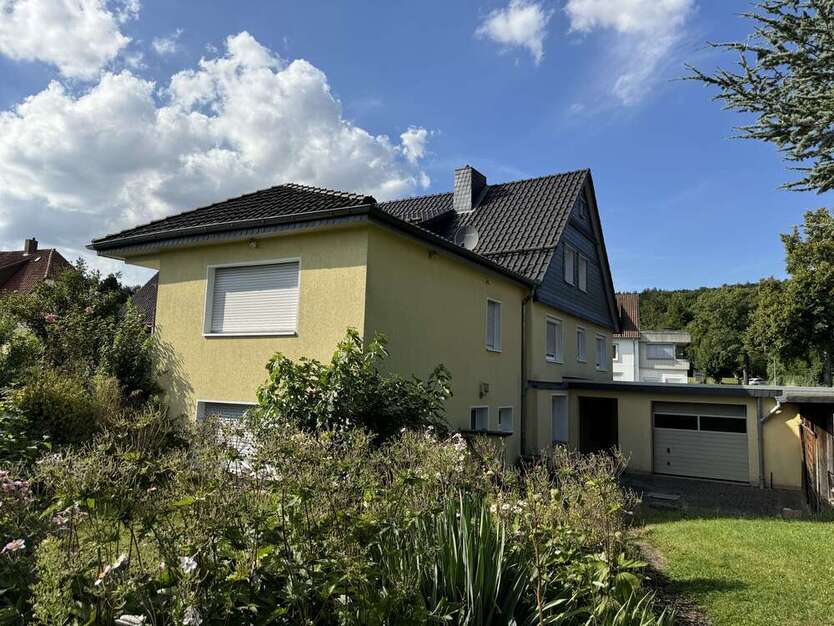 Haus zum Kaufen in Bad Gandersheim 249.000 € 216 m²