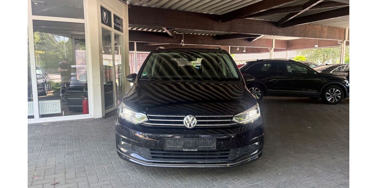 VW Touran 106.000 km 17.990 &euro; Goslar 38640