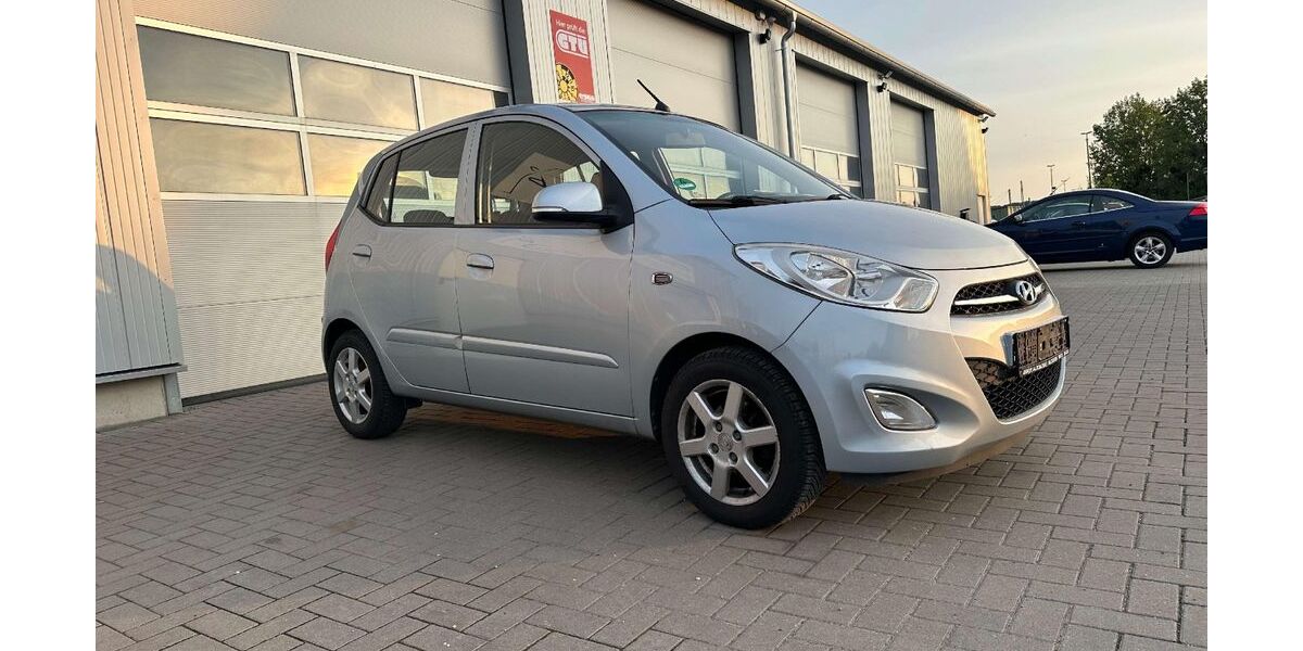 Hyundai i10 68.000 km 10.900 &euro; Hildesheim 31137