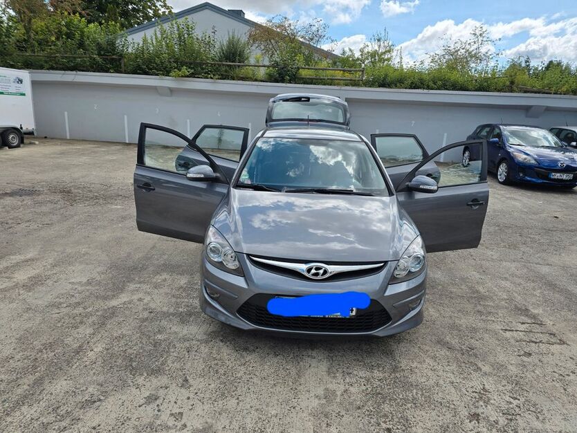 Hyundai i30 122.000 km 4.500 € Wolfenbüttel 38302