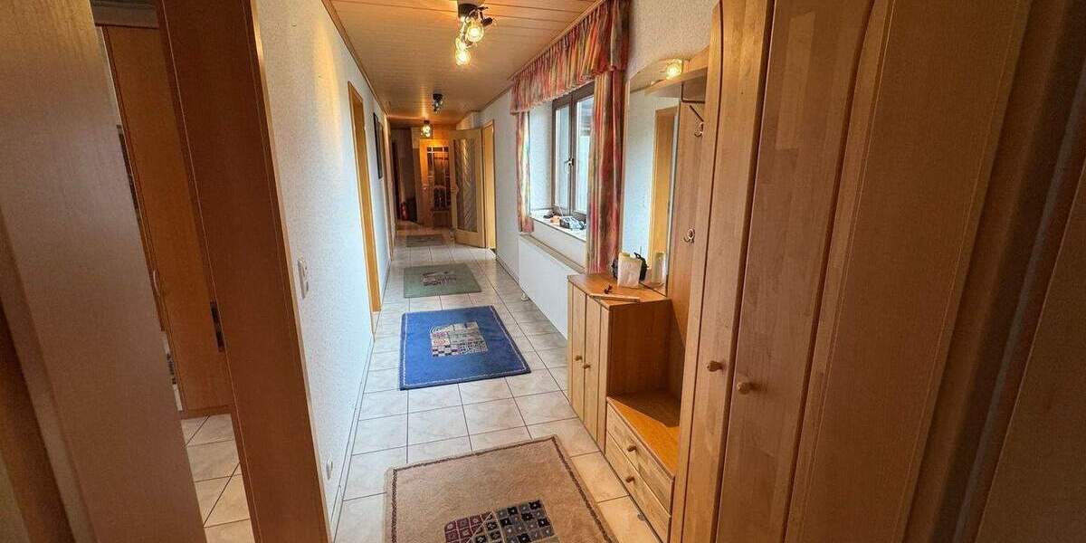 Mehrfamilienhaus, Wohnhaus Braunschweig Veltenhof - 6 Zimmer, 300 m&sup2;, 498.000&euro; | Angebot:23971511