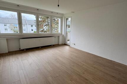 Sanierte 2-Zimmer-Wohnung mit Balkon und EBK in Peine 2 zimmer