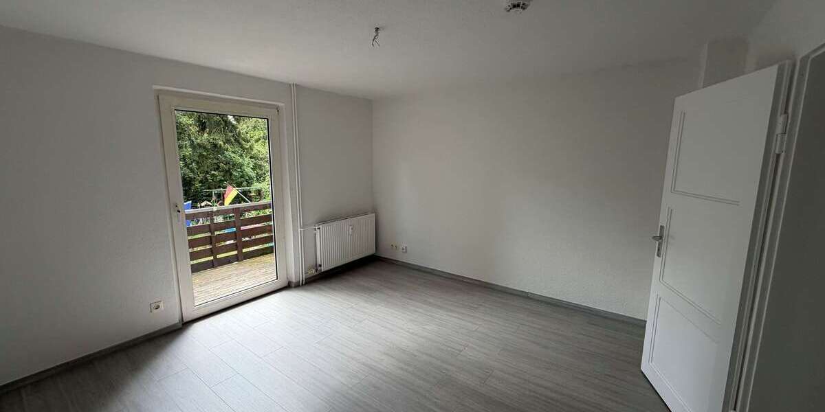 Etagenwohnung Salzgitter Ortschaft Südost - 4 Zimmer, 74 m&sup2;, 495&euro; | Angebot:27222213