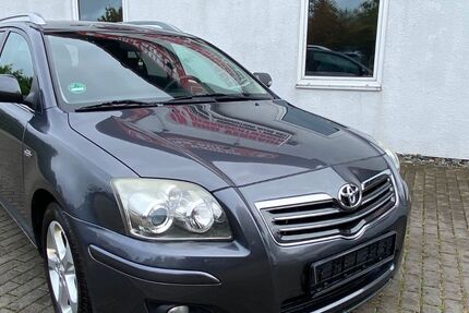 Toyota Avensis 259.000 km 2.500 € Goslar 38644