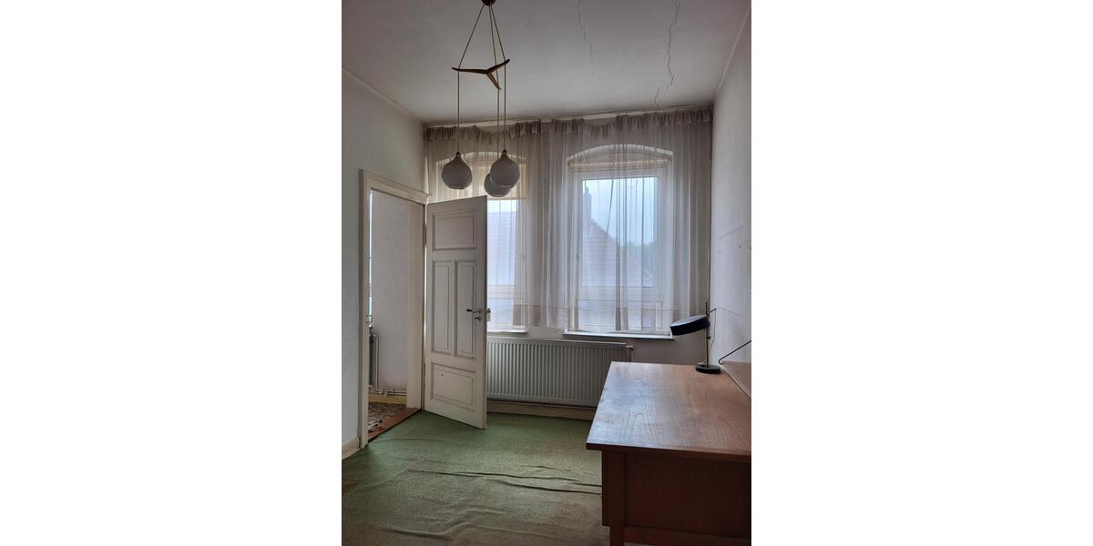 Einfamilienhaus Hildesheim Himmelsthür - 9 Zimmer, 195 m&sup2;, 175.000&euro; | Angebot:26689251