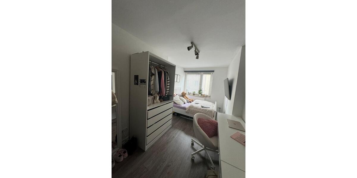 Etagenwohnung Hildesheim Itzum-Marienburg - 1 Zimmer, 13 m&sup2;, 271&euro; | Angebot:24868465