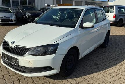 Skoda Fabia 236.000 km 2.390 &euro; Salzgitter 38229