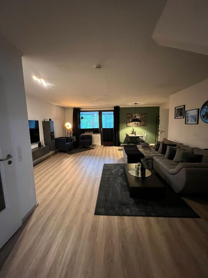 Zentrale, stilvolle Wohnung in Hildesheim mit Loggia + Tiefgarage