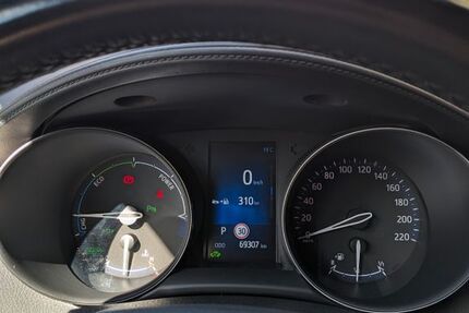Toyota C-HR 69.500 km 17.400 € Braunschweig 38118