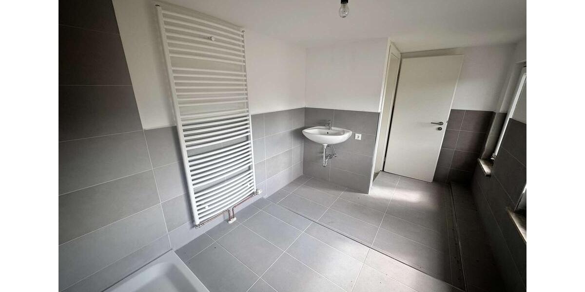 Einfamilienhaus mit Garten und Garage 6 zimmer