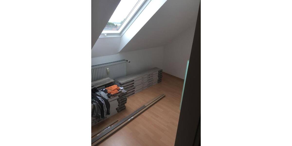 Dachgeschoßwohnung Liebenburg - 2.5 Zimmer, 72 m&sup2;, 370&euro; | Angebot:25164353