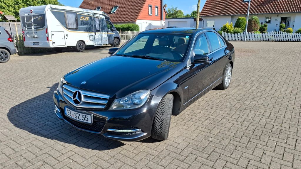 Mercedes-Benz C 200 112.500 km 11.500 &euro; Flöthe 38312