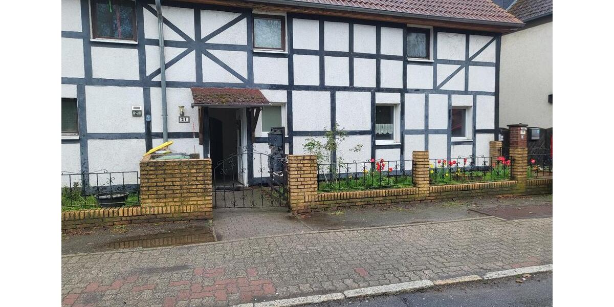 Erdgeschoßwohnung Salzgitter Ortschaft Südost - 3 Zimmer, 70 m&sup2;, 380&euro; | Angebot:26233643