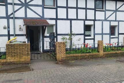 Wohnung Salzgitter Ortschaft Südost - 3 Zimmer, 70 m&sup2;, 380&euro; | Angebot:26233643