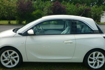 Opel Adam 78.000 km 9.900 &euro; Goslar 38642