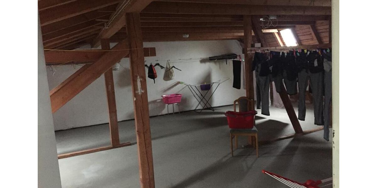 Dachgeschoßwohnung Salzgitter Ortschaft Südost - 3 Zimmer, 63 m&sup2;, 105.000&euro; | Angebot:26236315