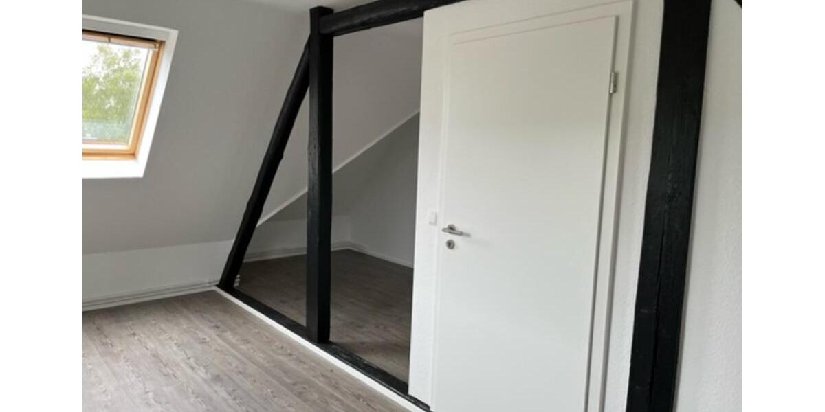 Dachgeschoßwohnung Hildesheim Itzum-Marienburg - 2 Zimmer, 60 m&sup2;, 540&euro; | Angebot:25182824