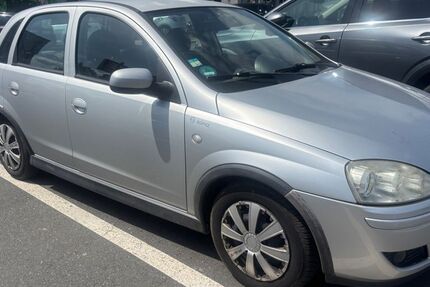 Opel Corsa 260.000 km 599 € woltershausen 31195
