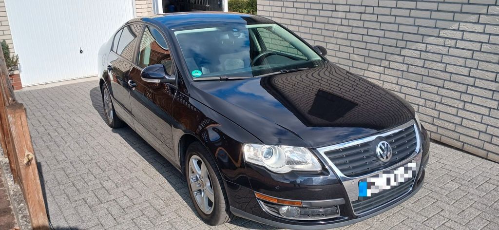 VW Passat 134.300 km 4.900 € Salzgitter 38228