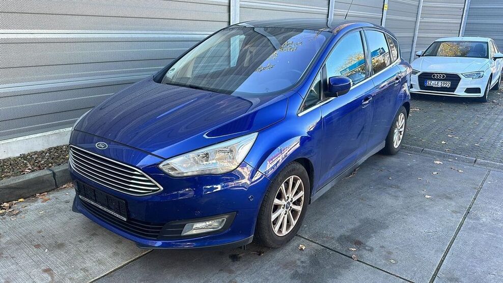 Ford C-Max 89.000 km 9.900 € Salzgitter 38229