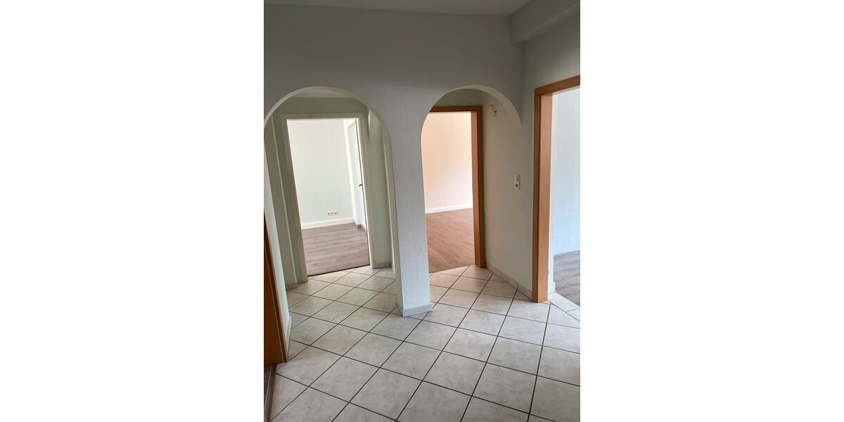 Etagenwohnung Hildesheim Himmelsthür - 3 Zimmer, 97 m&sup2;, 1.200&euro; | Angebot:26248093