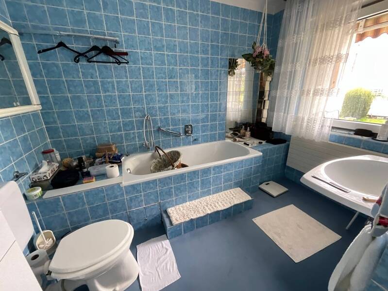 Zweigenerationenhaus oder gr. Einfamilienhaus , im Norden von Braunschweig 6 zimmer