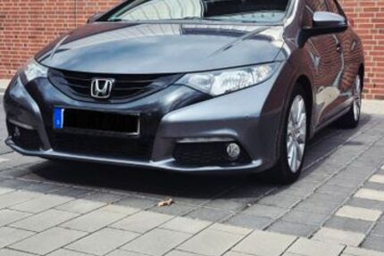 Honda Civic 81.200 km 9.999 &euro; Hildesheim 31141