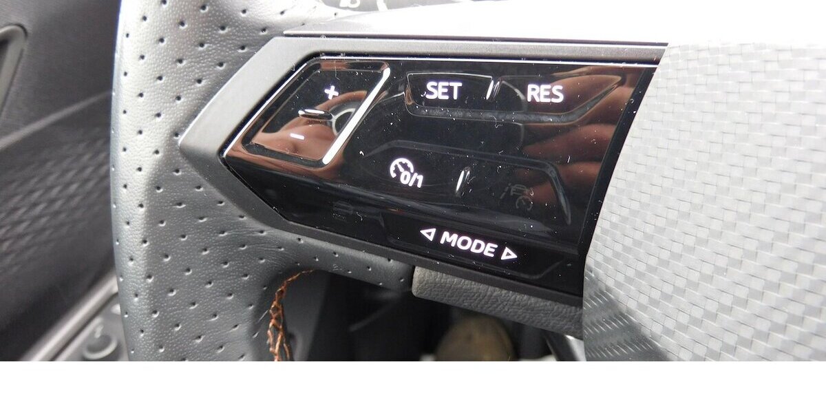 Cupra Born Elektrik 1-Gang Automatik Navi Klima Alu 16.400 km 23.990 &euro; Vordorf 38533