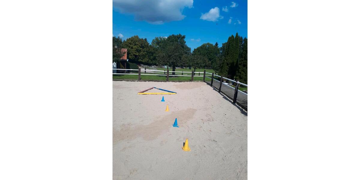 Wunderschönes Grundstück zwei Häuser Stall Scheune Nebengebäude 44 zimmer