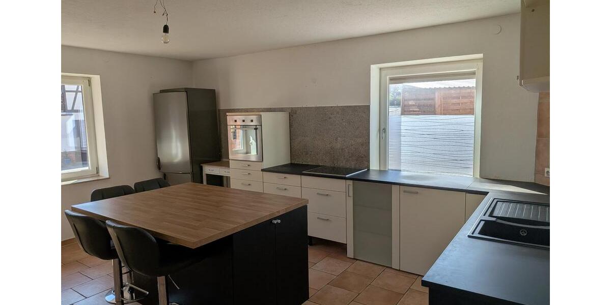 Erdgeschoßwohnung Bad Salzdetfurth - 2 Zimmer, 108 m&sup2;, 680&euro; | Angebot:26680527