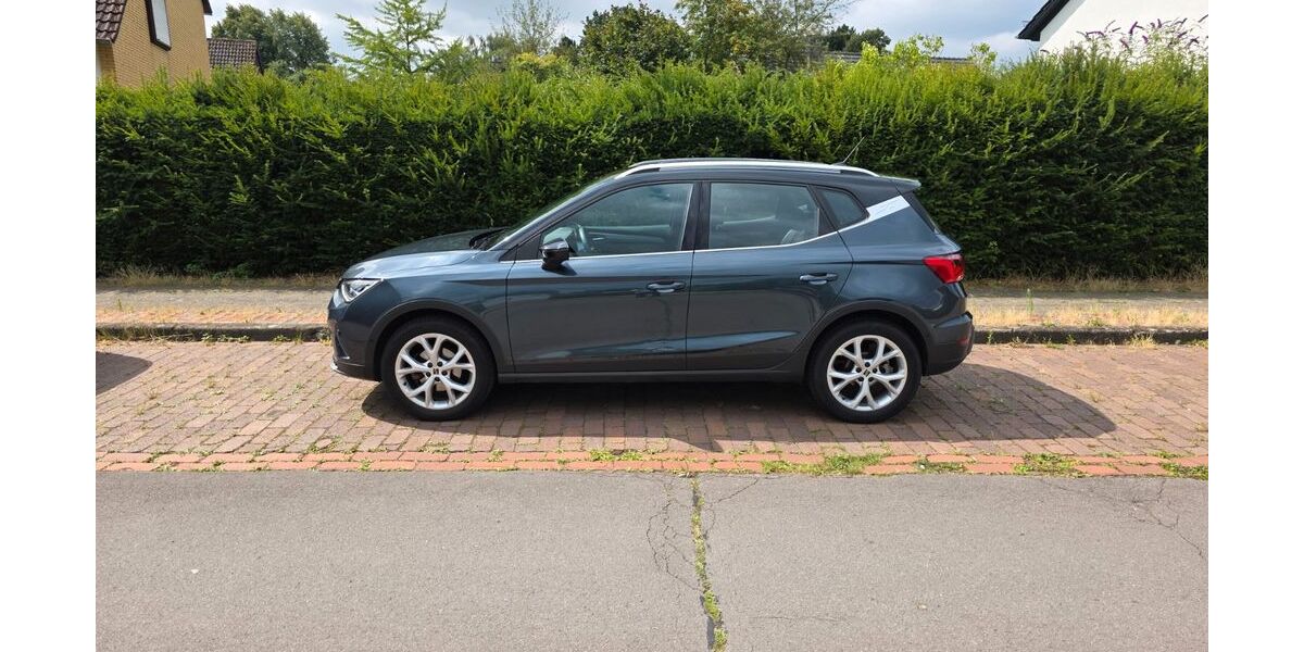 Seat Arona 21.800 km 21.200 &euro; Braunschweig 38124