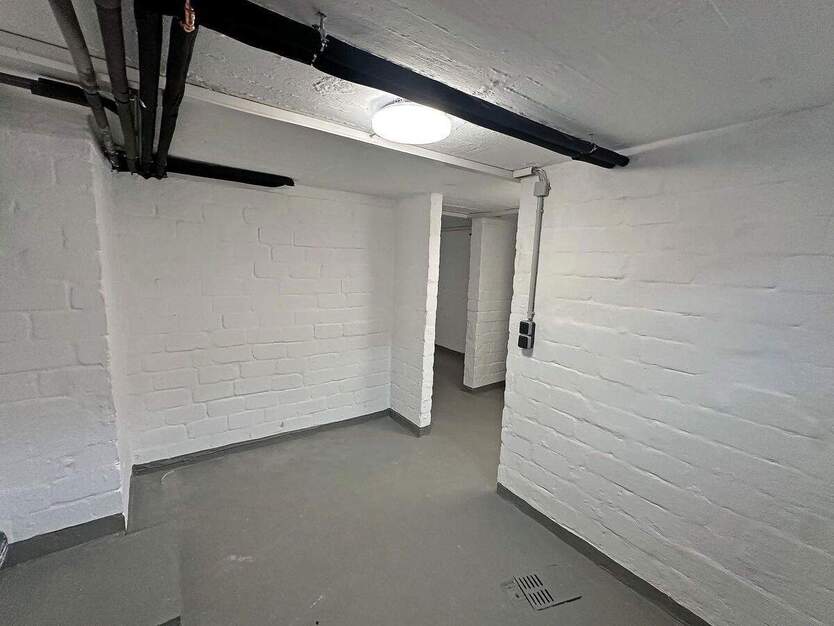 Einziehen & Wohlfühlen - Kernsaniertes Reihenhaus mit Wärmepumpe in Stöckheim 4 zimmer