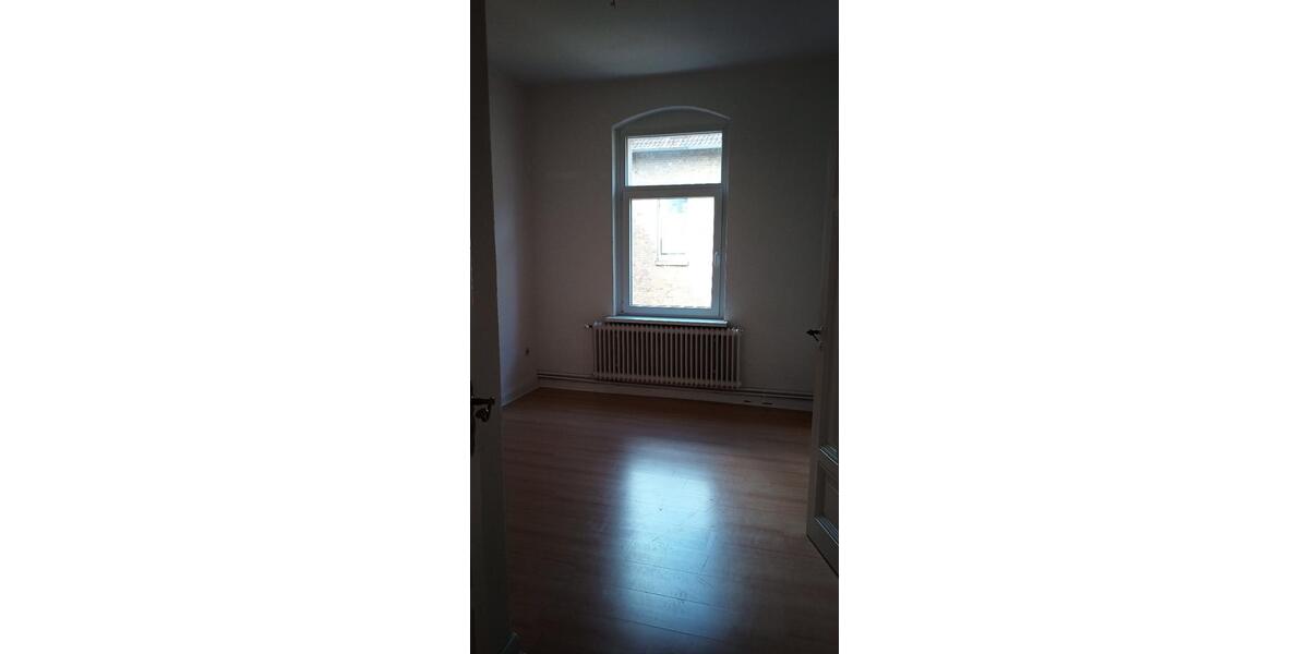 Etagenwohnung Braunschweig Östliches Ringgebiet - 4 Zimmer, 100 m&sup2;, 790&euro; | Angebot:27601747