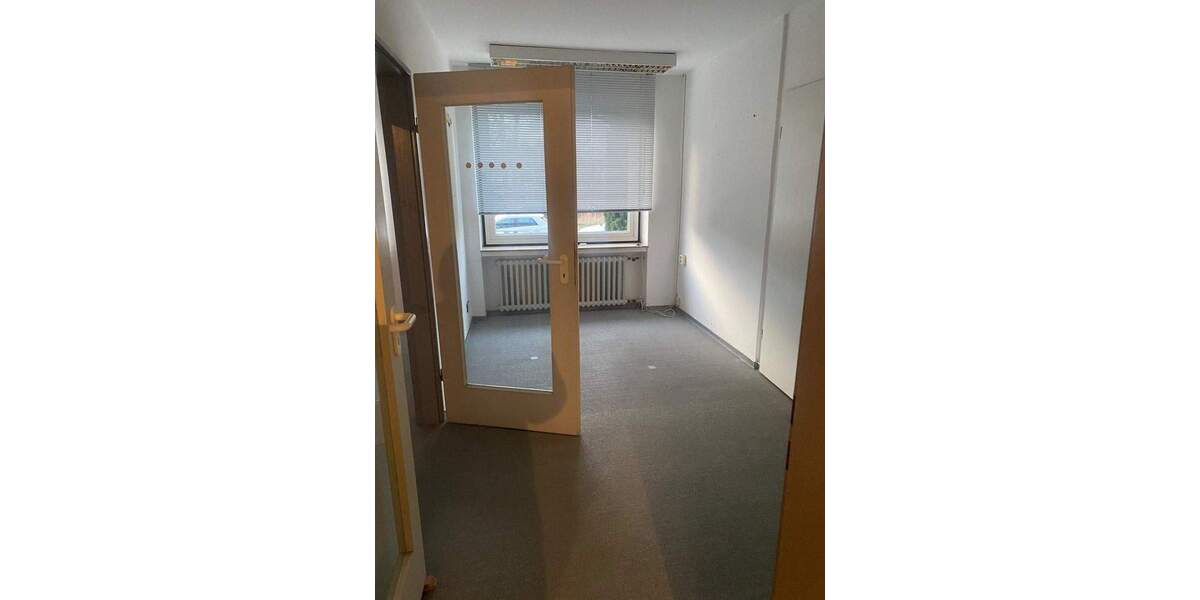 Gewerbeobjekt Hildesheim Süd - 4 Zimmer, 118 m&sup2;, 1.195&euro; | Angebot:24708875